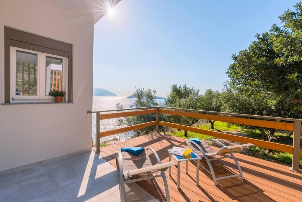 Sunset Dreams Spyros Apartment Skalia Bagian luar foto